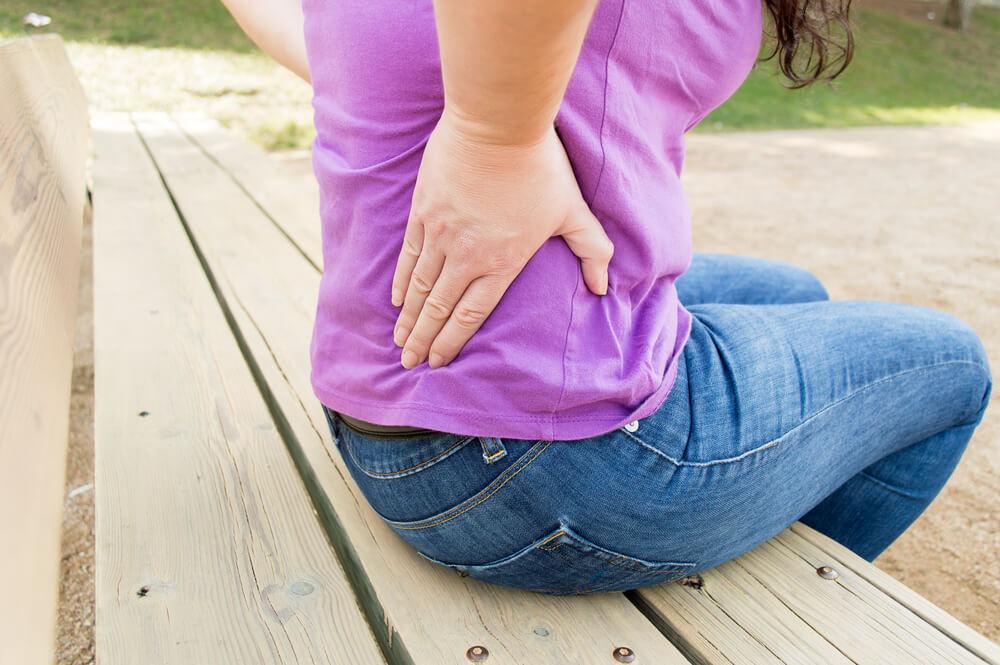 Low Back Strain Right Side - Common Causes & 7 Home Remedies to Try